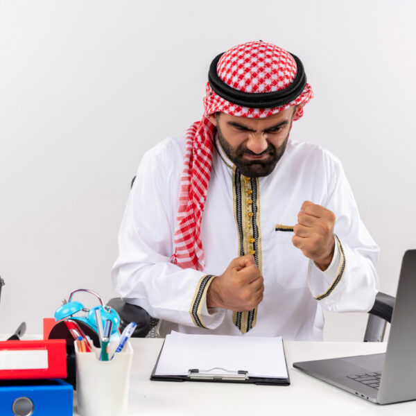 50 وظيفة أعلى راتب في البحرين